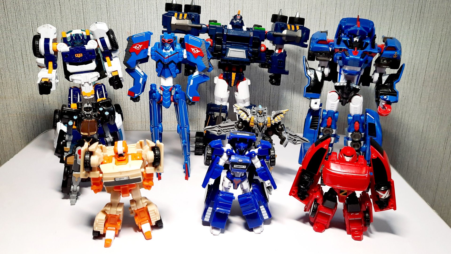 НОВЫЕ ТОБОТЫ X, Y, Z. Тоботы трансформеры Ультра Командор, Капитан Зак, Аркболт, Квантум Стэлс