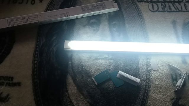 Лампа с пультом смотреть онлайн