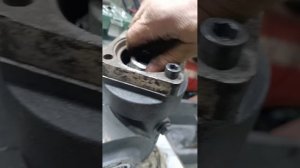 Ремонт поворотного редуктора кму xcmg 5