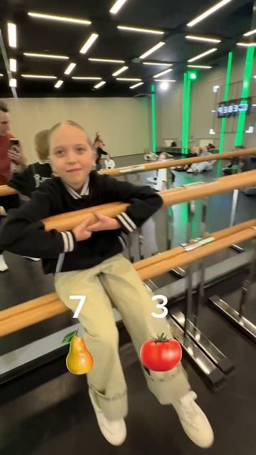 Фрукты VS Овощи 🍎🥒 #ктовкуснее #еда #вкусно #дети #люби смотреть онлайн