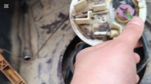 Не показывает уровень топлива на Ауди 80. Нашел причину