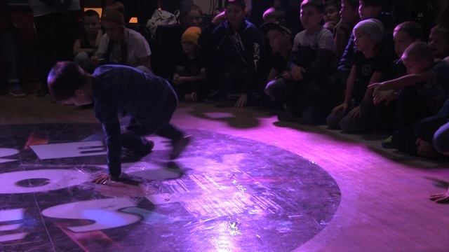 Free Flow Fest 2017 - Leo vs Вадим