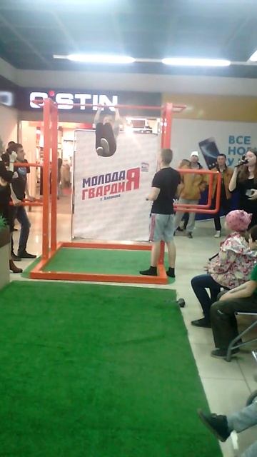 Первый честный заработок 5 раз подтянулась заработала смотреть онлайн