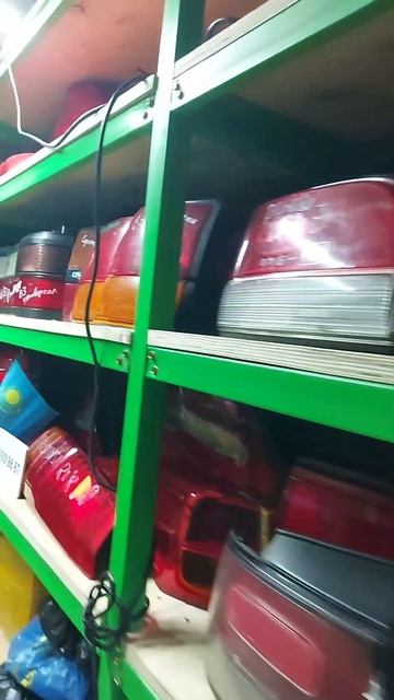 Фонари задние на Фольксваген Пассат В3. Распродажа фон смотреть онлайн