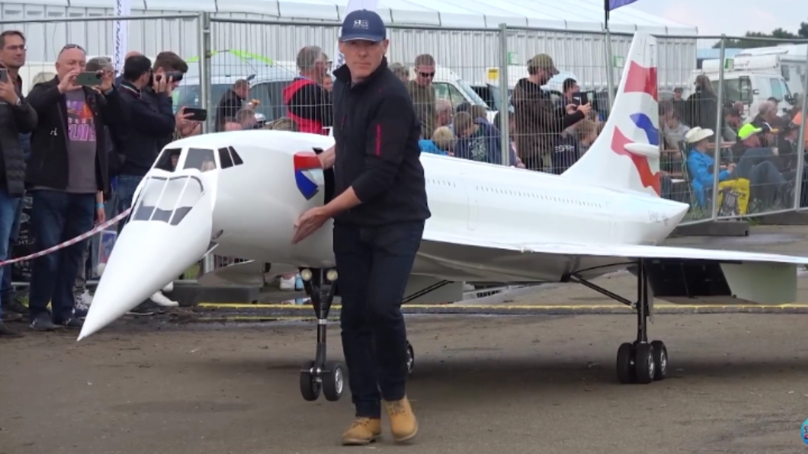 Модель самолета Concorde (Конкорд) смотреть онлайн