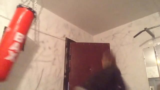 Молодой дегенерат показывает как сломать любого за 3 секунды! Лол смотреть онлайн