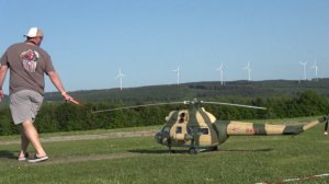 Модель вертолёта МИ-2