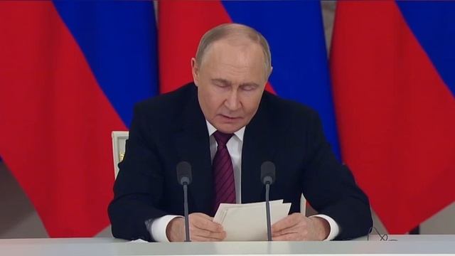 ⚡️Путин предложил Украине возобновить переговоры, прерванные в 2022 году без всяких предварительных смотреть онлайн