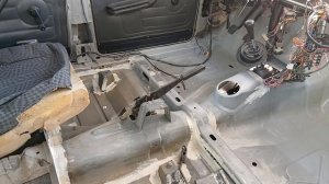 ГАЗ 31029 установка двигателя крайслер, кондиционера и салона от Волги 31105 (4 серия)