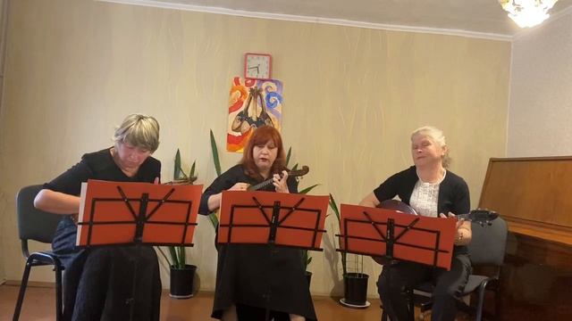 Е.Дербенко " Румба" исп. трио в составе: Ермолинской Т.А.,Стояловой Н.Ю.,Мартынишиной Л.А. смотреть онлайн