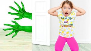 Милана и монстр под кроватью. Monsters under my bed