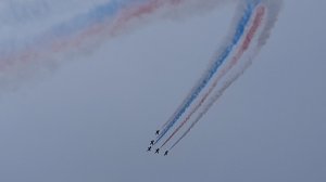 Авиашоу в Самаре над Волгой