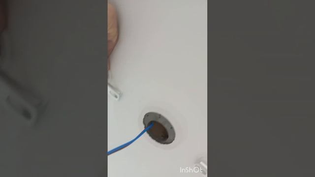 Как установить люстру под натяжной потолок, без закла? смотреть онлайн