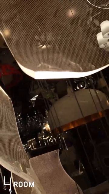 Потолочная светодиодная люстра в салоне Royal Light. ТЦ 4ROOM смотреть онлайн