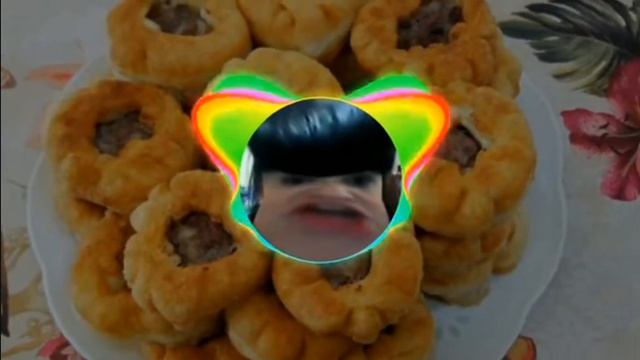 хахахахаха а у вас есть пирожки с мясом песня смотреть онлайн
