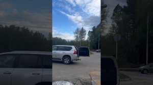 Ямочный ремонт с помощью крошки и 2-х компонентной полиуретановой клей-пены Penoglas Kit 400 road.