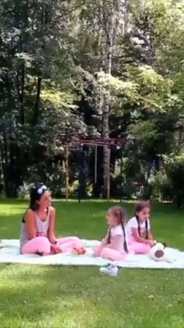 Алсу и её дочки #дети #счастье #семья #дочка #мама #Алсу смотреть онлайн