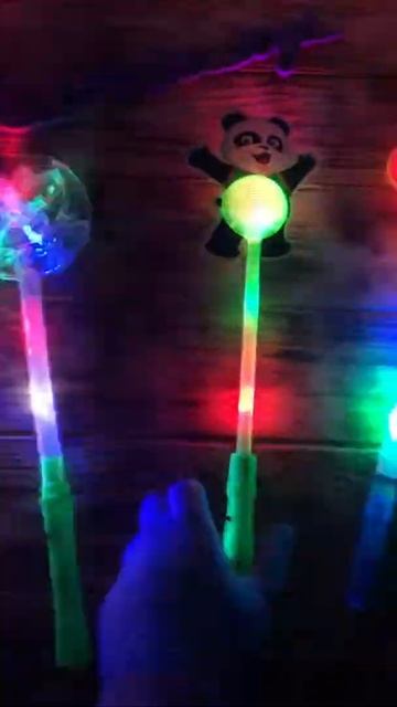 Светящиеся палочки смотреть онлайн