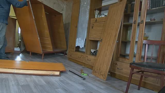 Разбираю страшный шкаф Индианы Джонса смотреть онлайн