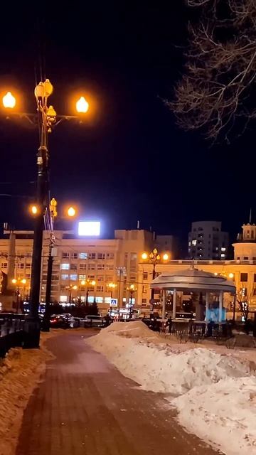 8 января 2024 г. Жизнь дана нам лишь одна … #вечер #город