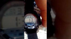 как настроить время в кварцевых часах