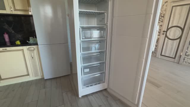 Отмыла морозилку. Готовлю в выходной день смотреть онлайн