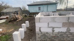 🏗️СТРОИМ ДОМ🏠ВОЗВОДИМ СТЕНЫ ИЗ ГАЗОСИЛИКАТНЫХ БЛОКОВ 🧱УКЛАДКА БЛОКОВ НА КЛЕЙ 👷