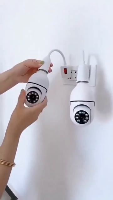 Камера в виде лампы, которую легко и просто установить