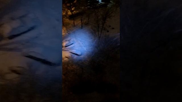 фонарик  Boruit D20