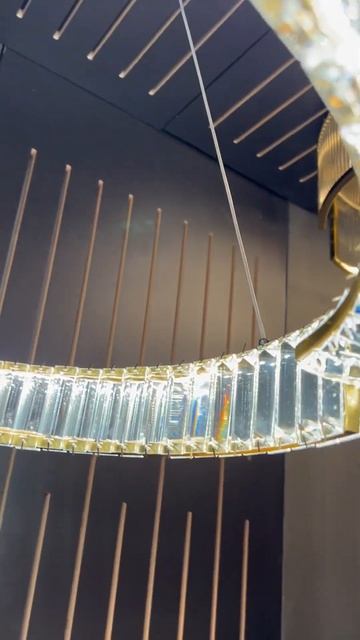 Подвесная светодиодная люстра Maytoni Krone P097PL-L45G4K