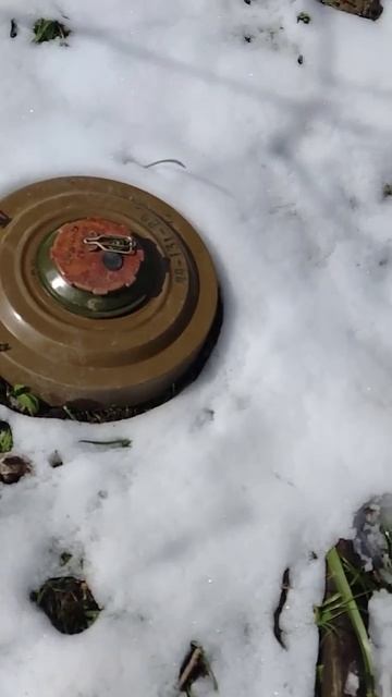 противотанковая мина с неизвестным взрывателем смотреть онлайн