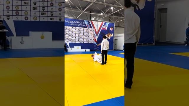 Сегодня ездил на соревнования занял первое место 🥇