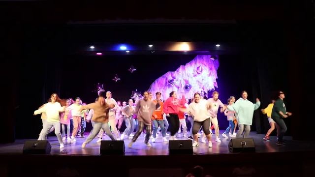 Закрывающий номер УЧЕНИКИ + ПРЕПОДАВАТЕЛИ UDK STUDIO! смотреть онлайн