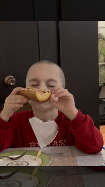 Так кушают профессионалы 😂