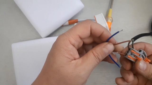 Как подключить потолочный LED светильник...Led плафон... смотреть онлайн