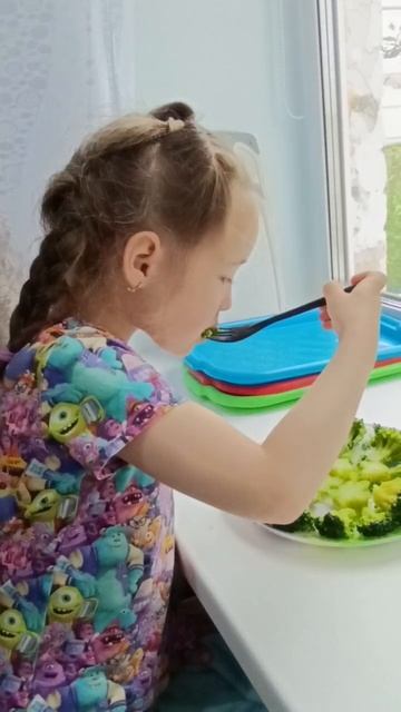 Я впервые пробую брокколи!!! смотреть онлайн