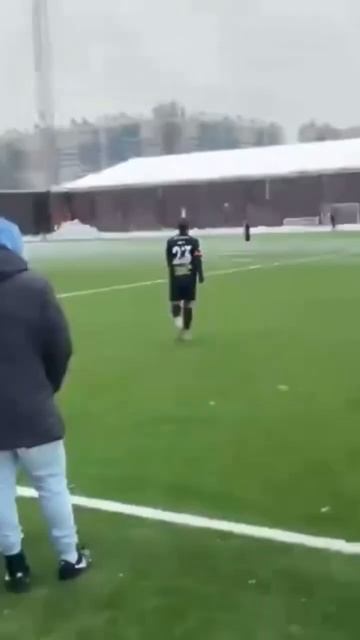 #football #fightnight #футбол #soccer #мелиалига Рассказать как я вышел играть за FN? смотреть онлайн