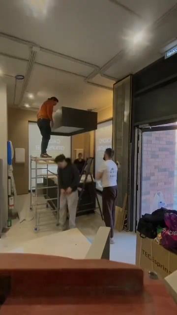 Световое окно💡 #shorts #натяжнойпотолок #тюмень смотреть онлайн