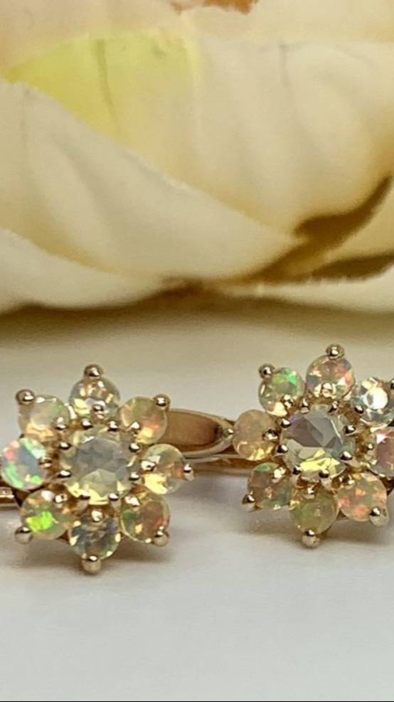 Украшения с природным опалом из серебра