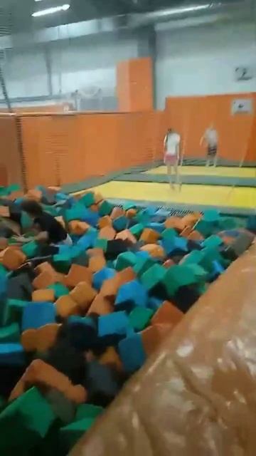 Передний винт на батуте # батут #батуты #крокодилда #ви?