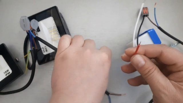 Как легко и быстро подключить фотореле..Реле День Ночь