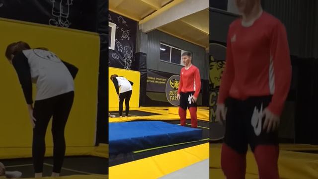 Как научиться сальто вперёд на живот. Главное не терят