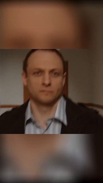 Начальник хотел замять дело, подкупив честного мента # смотреть онлайн