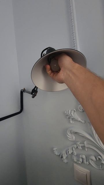 Как менять лампочку смотреть онлайн