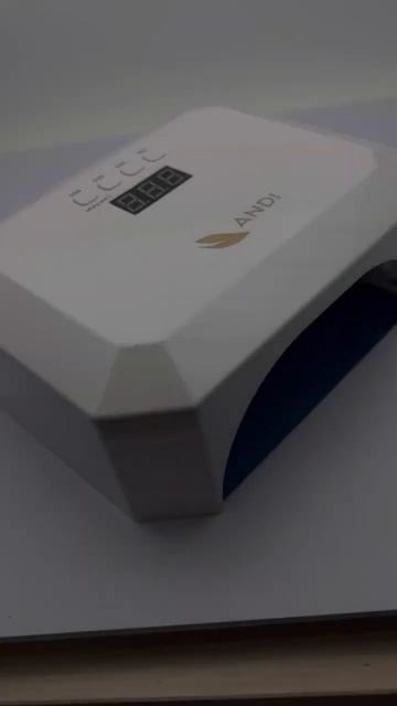 Легендарная лампа спустя 6 месяцев #ногтевыетовары #nail смотреть онлайн