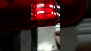 снятие стоп сигнала на Тойота Ленд Крузер 100