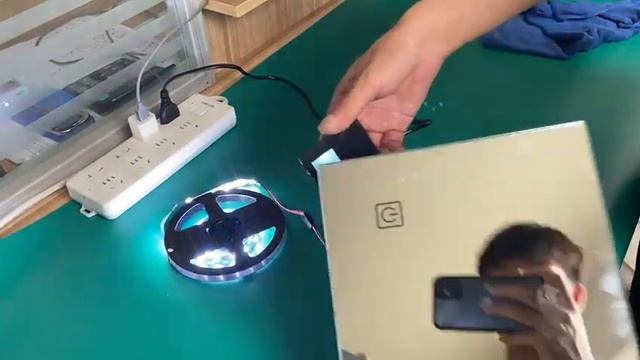 Приклад підключення пристрою "Дзеркальний сенсорний смотреть онлайн