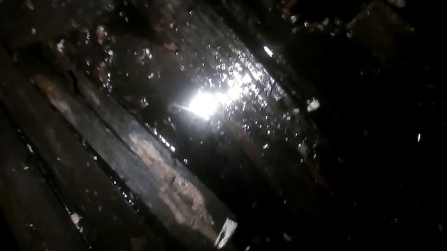 МОЙ ПОДВАЛ Я И МАЯ СРЕДНЯЯ СЕСТРА. смотреть онлайн