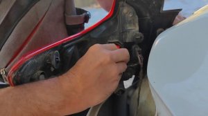 замена лампы стоп сигнала на lada xray