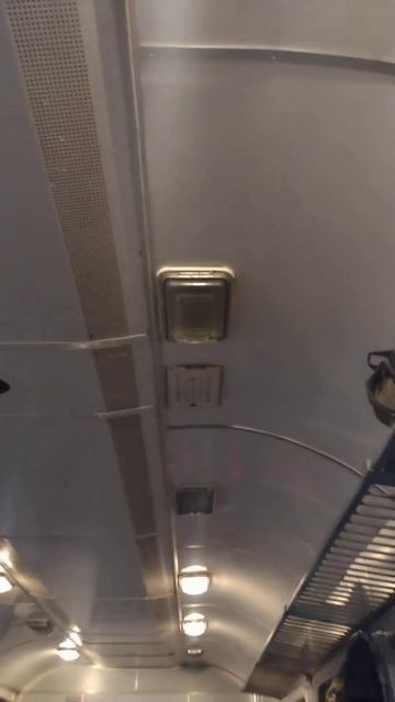 лампочка мигает в вагоне электрички смотреть онлайн